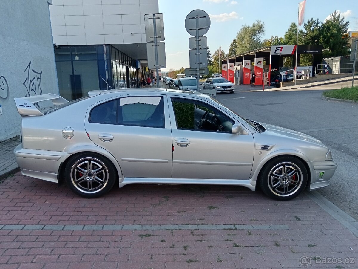 Škoda Octavia 1.8 turbo - 2