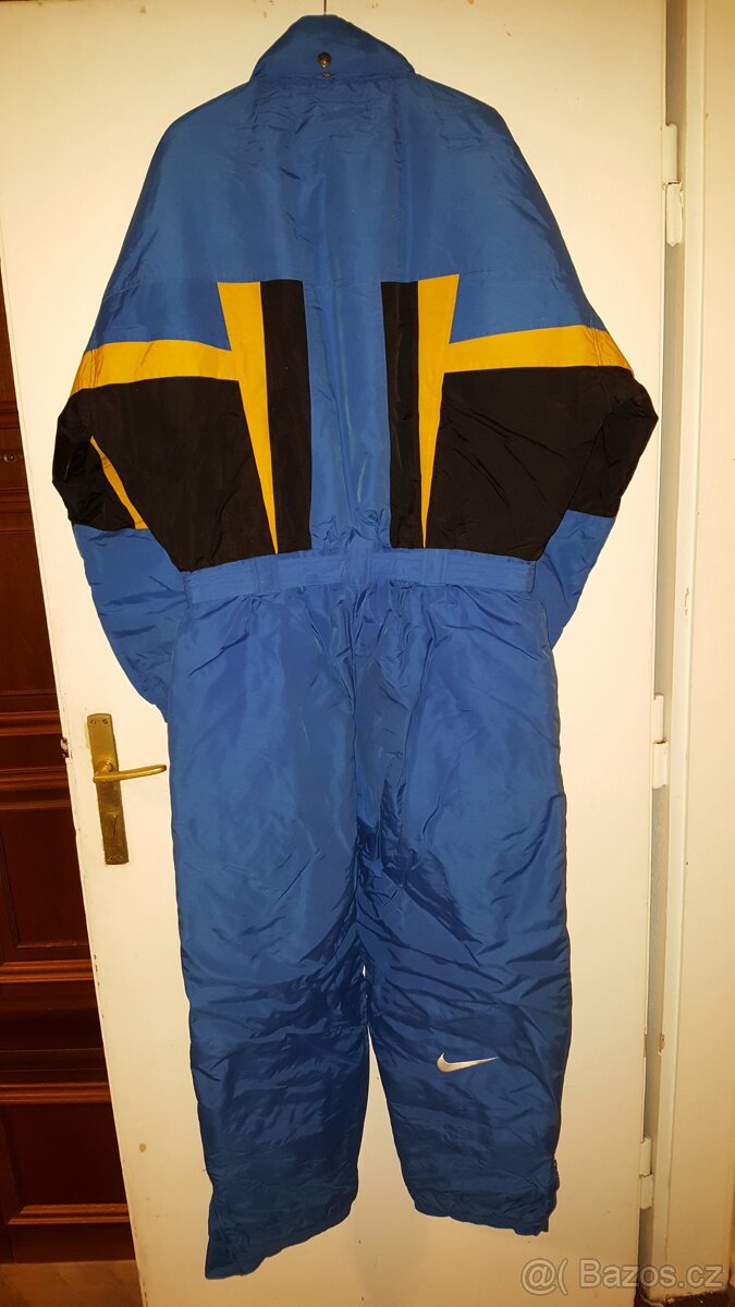 Lyžařská souprava značky Nike - 2