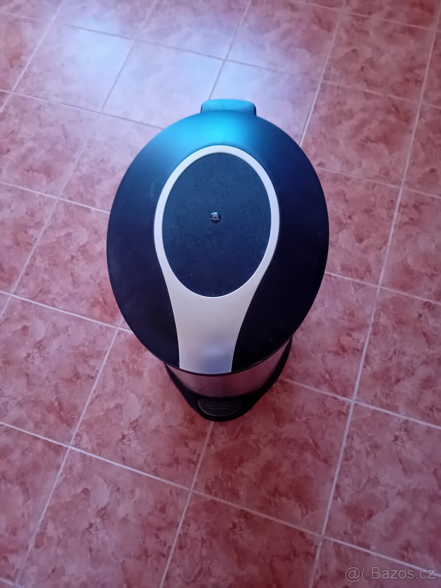 Nerezový odpadkový koš - 2