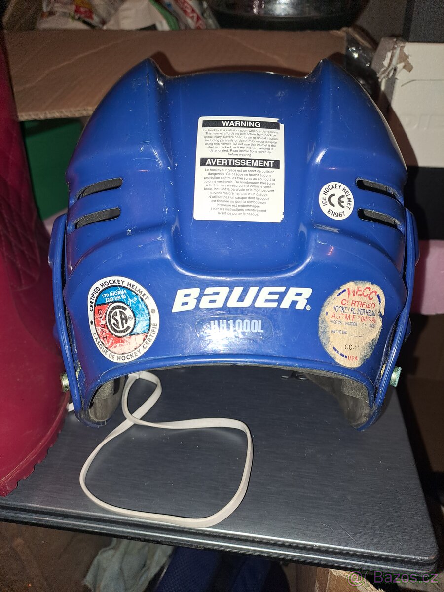 Hokejové vybaveni - 2