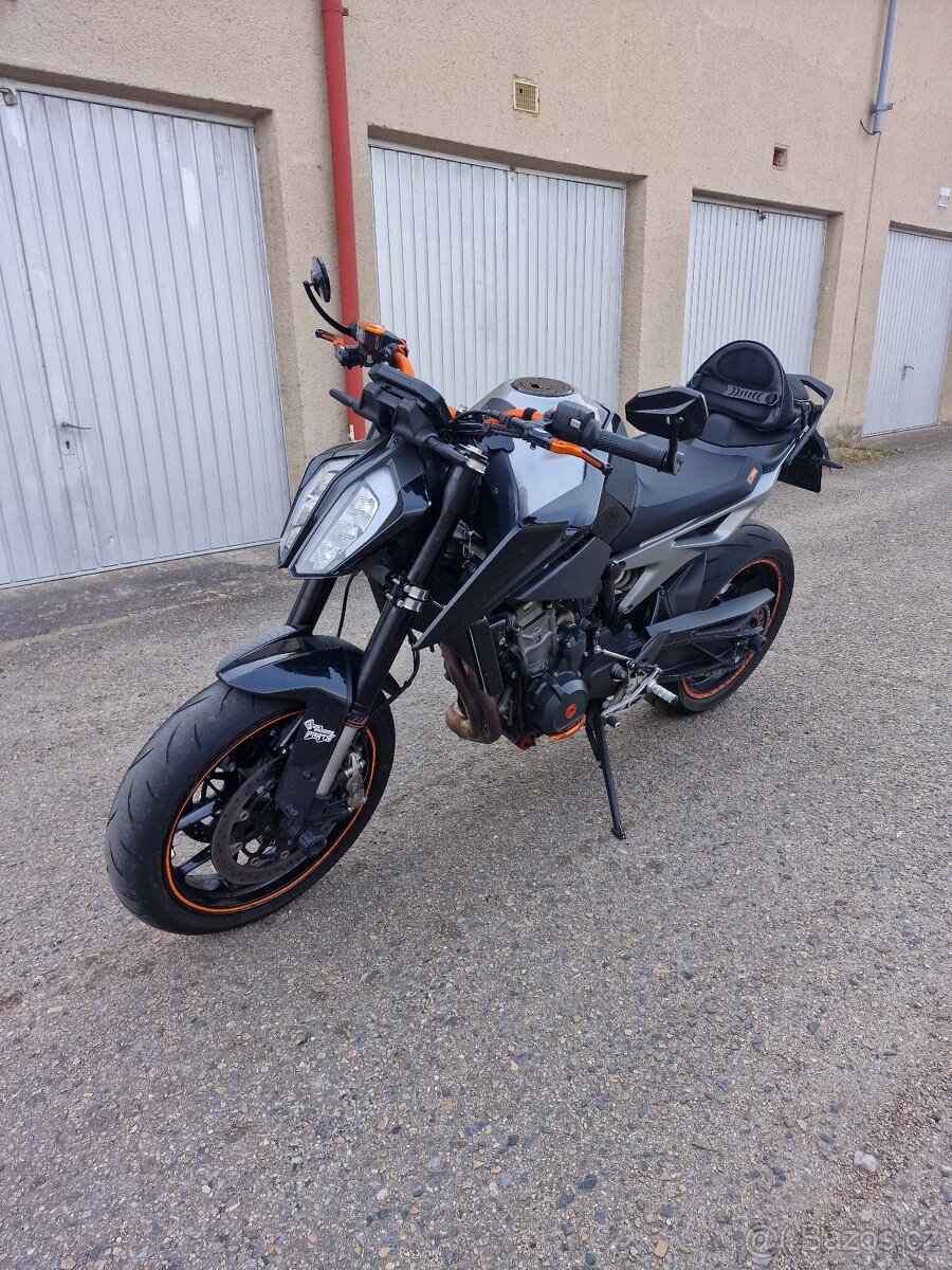 KTM Duke 790 - 2