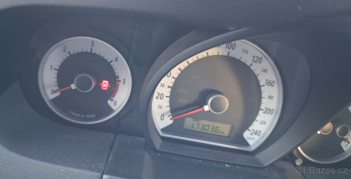 Kia ceed 1.6 crdi 2009 - 2