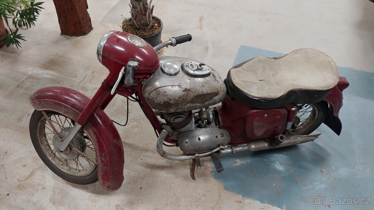 Jawa 125 dvojvýfuk - 2