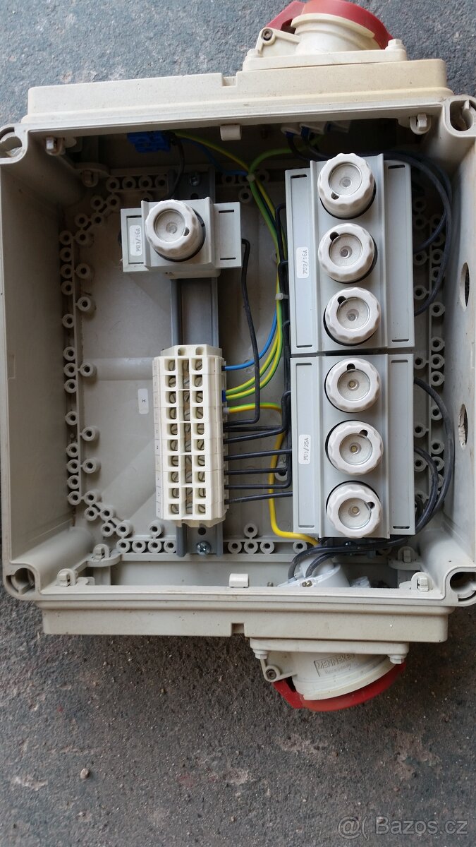 rozdělovač napájení - 2