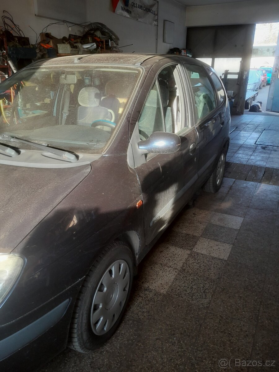 Renault Scenic 1.6 16V - 2