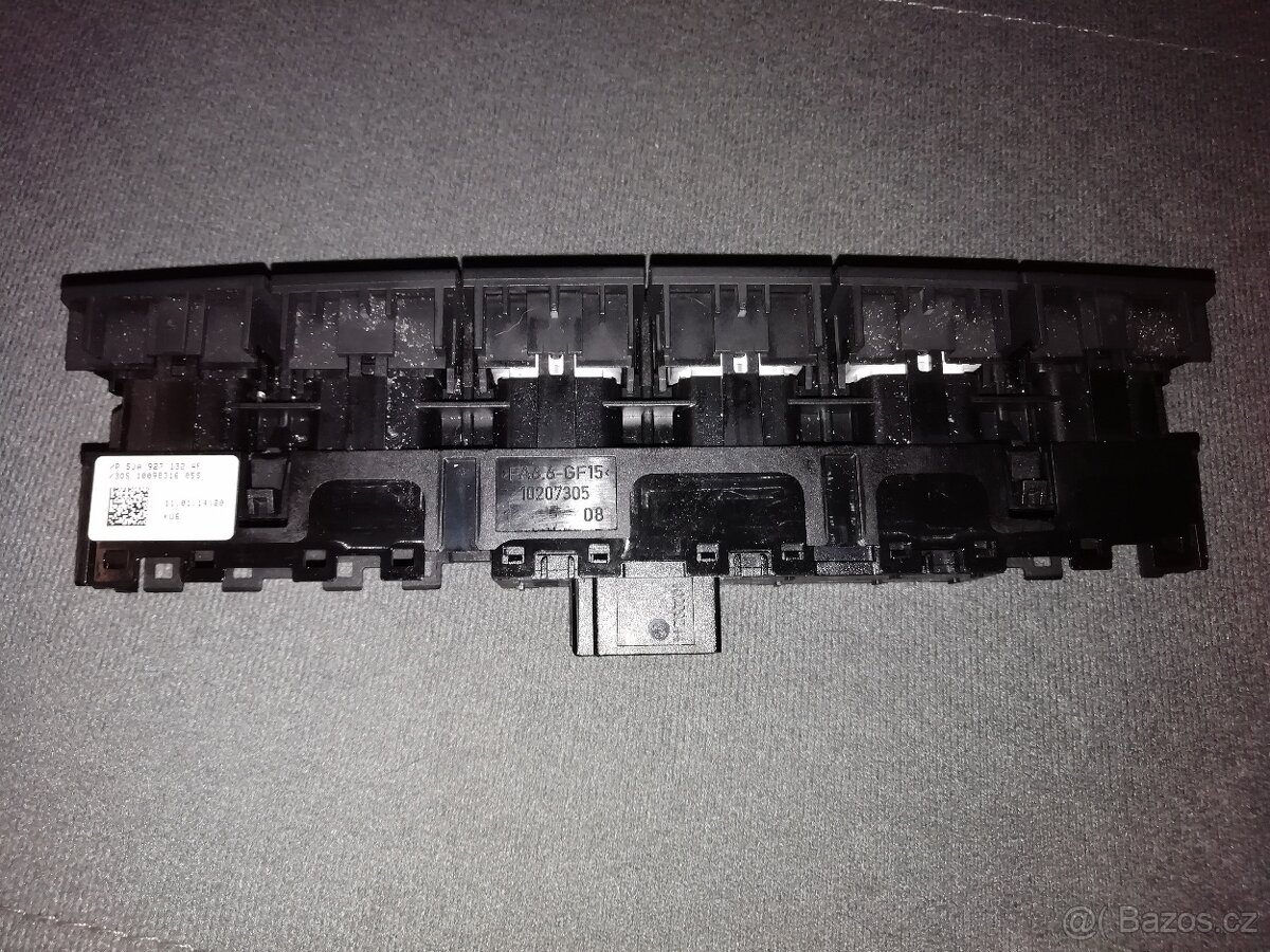 Panel vypínačů Škoda Rapid - 2