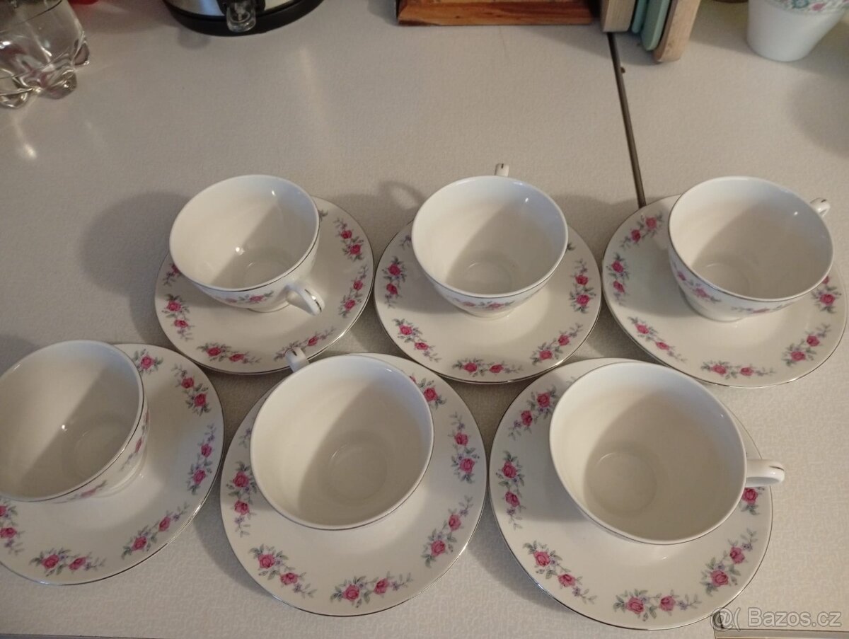 Sada šálků čína - 2