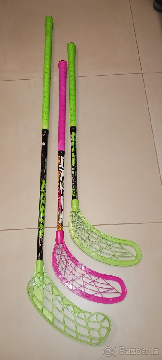 Floorbalove hole - 2