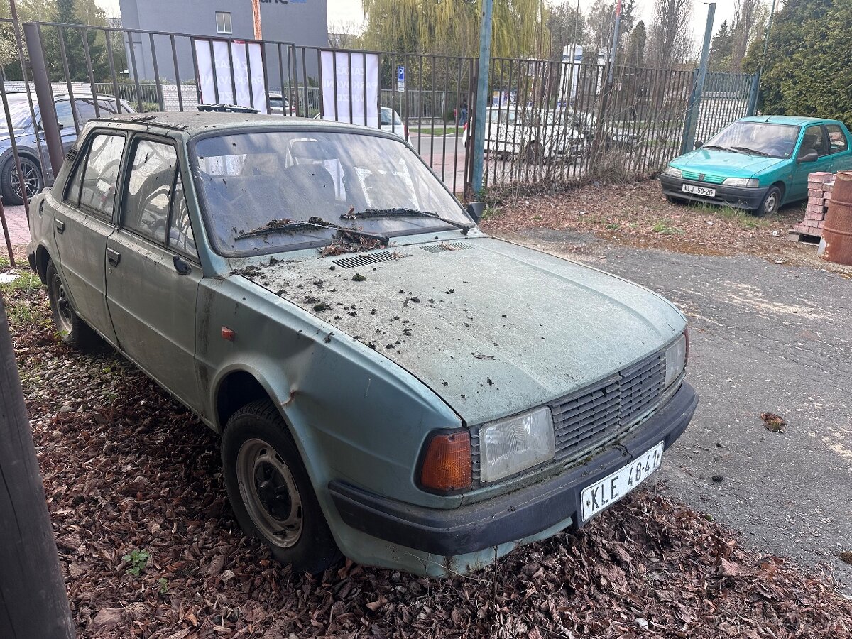 Škoda 120L 1988 - 2