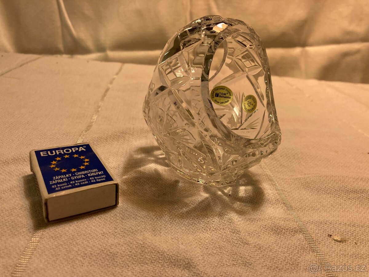 Košíček z ručně broušeného skla, český křišťál. Předání možn - 2