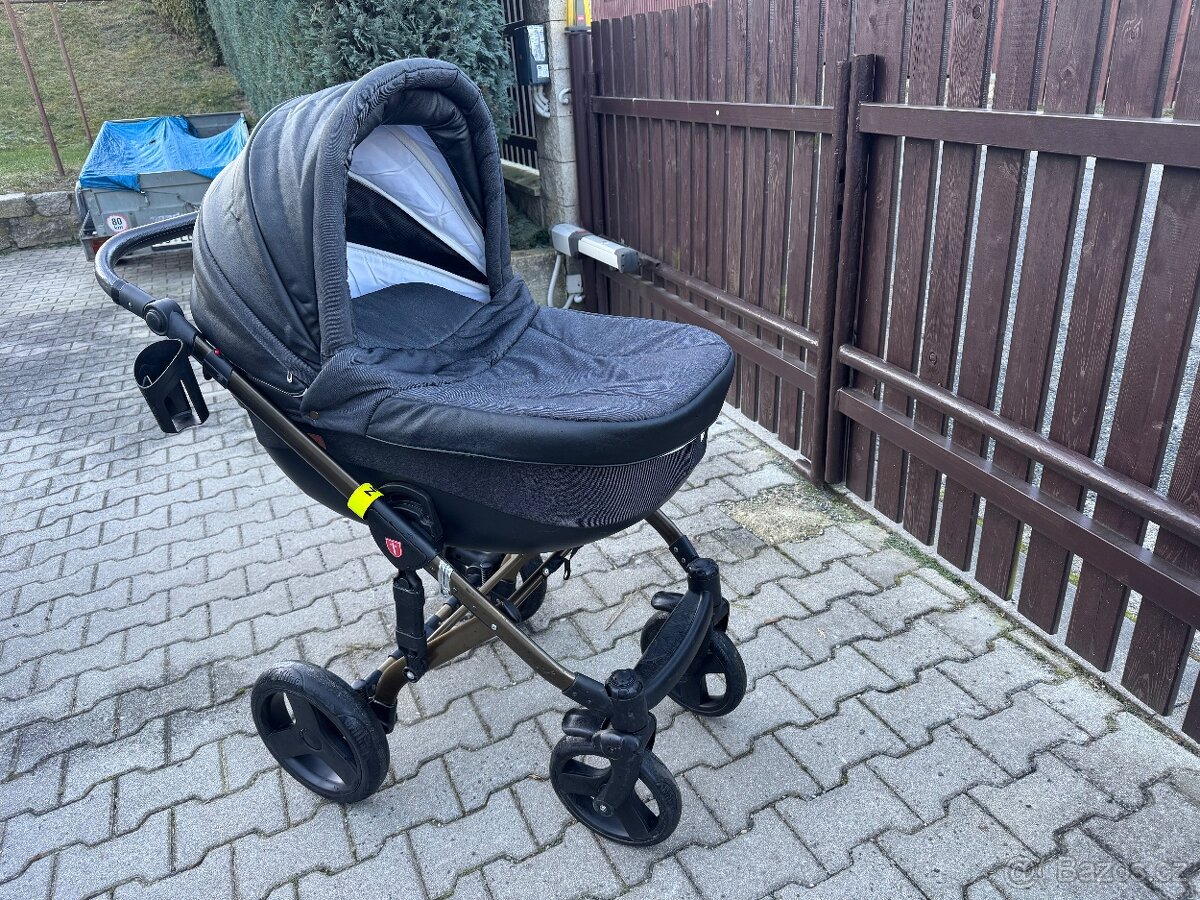 Kočárek Tudore - 2