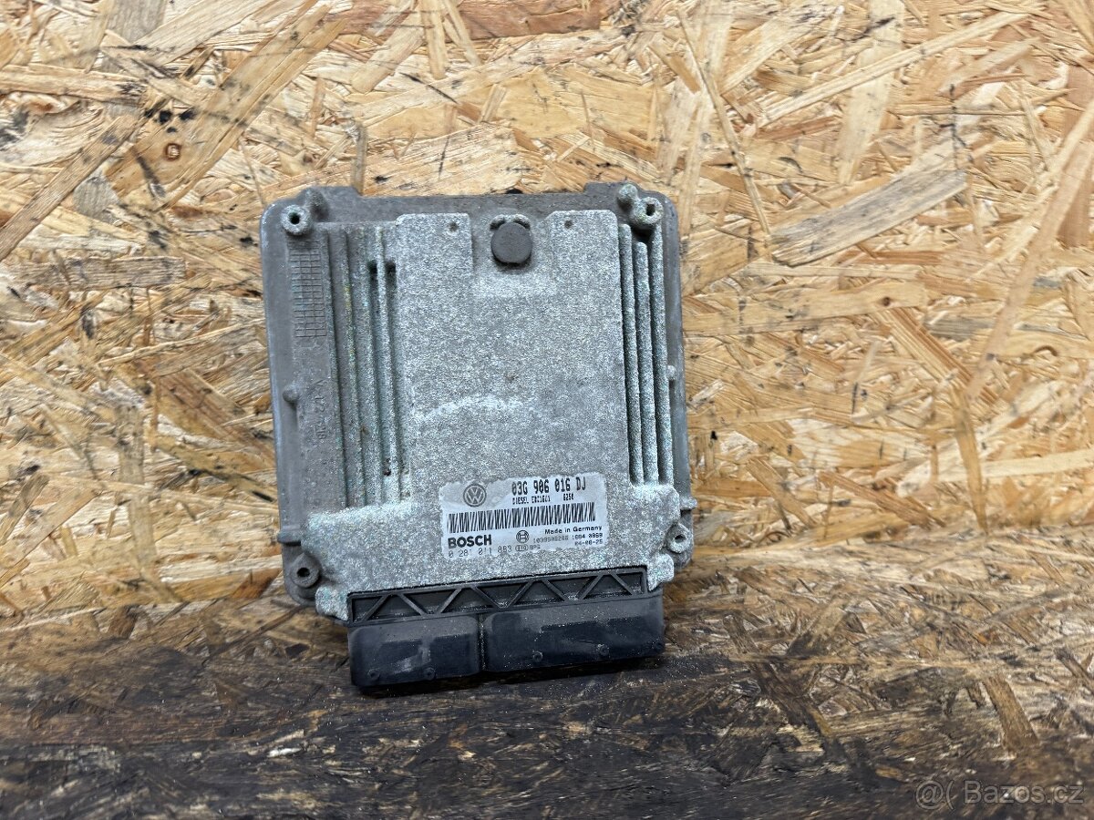 ŘÍDICÍ JEDNOTKA MOTORU 1.9 TDI 77KW 03G906016DJ - 2