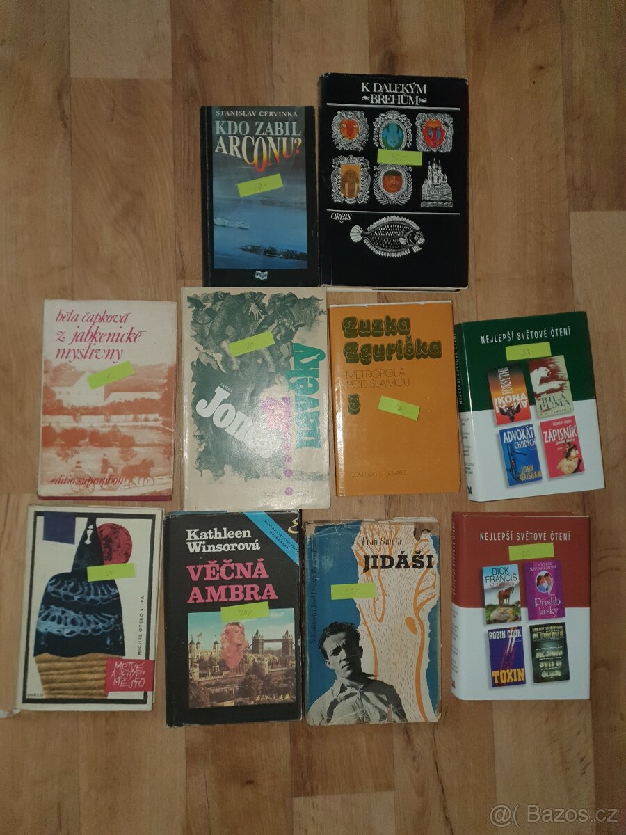 Set více než 150 knih - 2