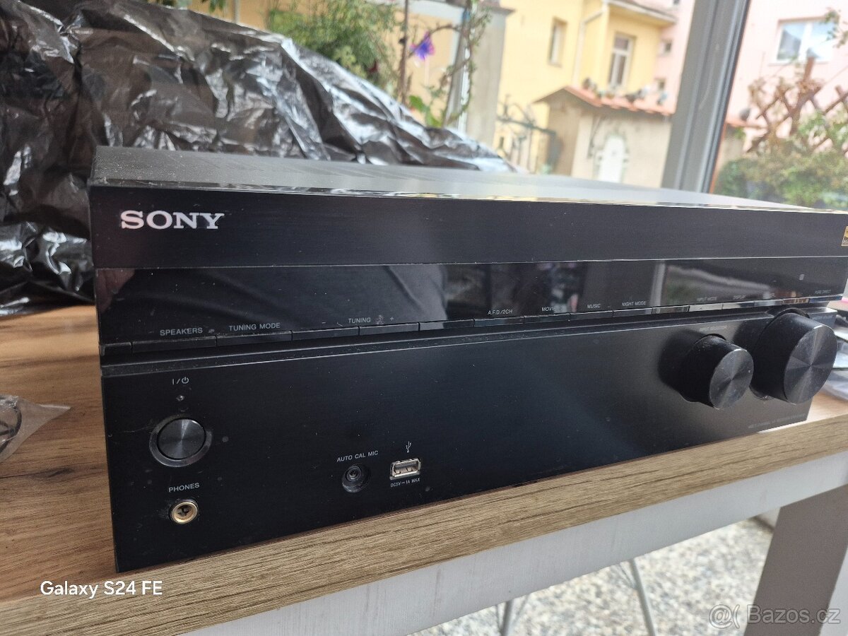 Sony str dh 550 s příslušenstvím - 2
