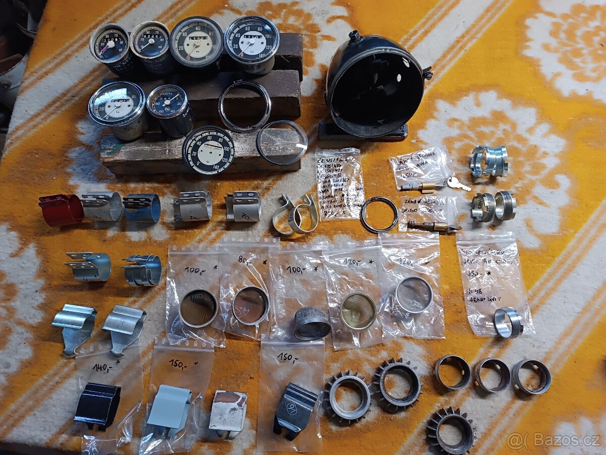 Tachometr Jawa,zámek ,matice,sítko, zajištění sedadla,maska, - 2