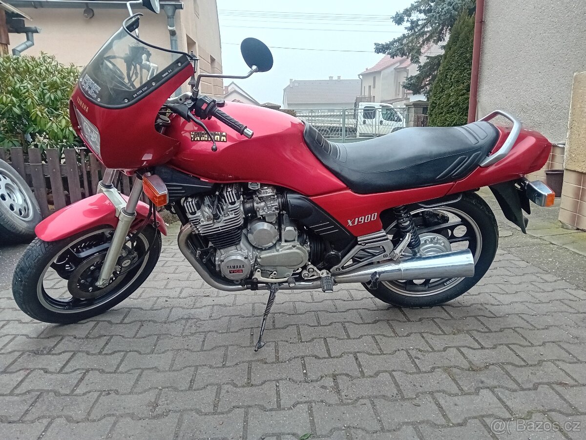 Yamaha XJ900 - 2