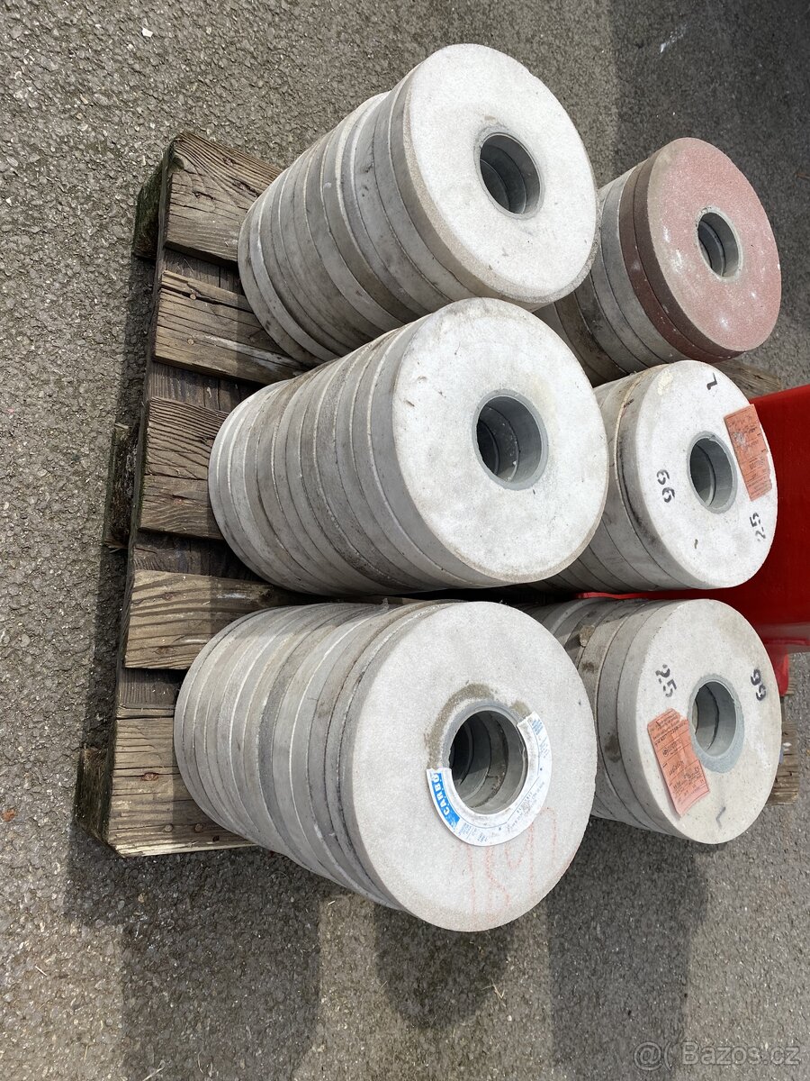 Brusný kotouč 250x32x76 - 2