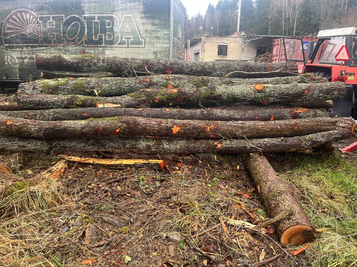 Traktorová vyvazečka - 2