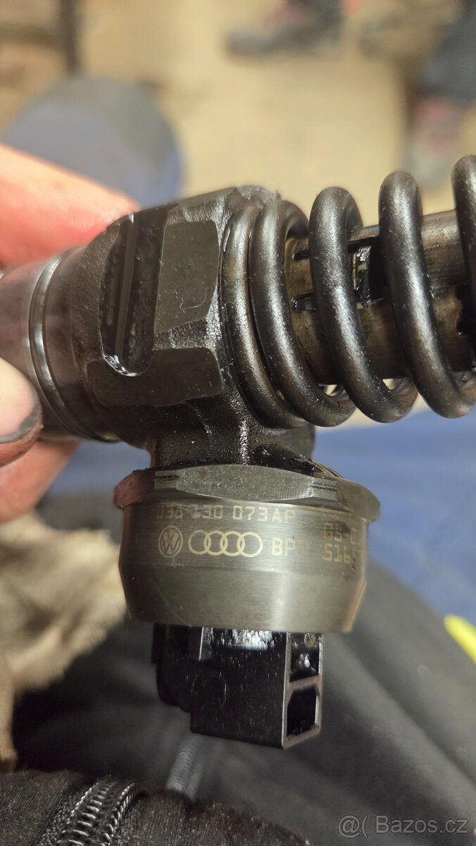 Vstřikovače 2ks Vw Caddy 2.0 SDI BDJ - 2