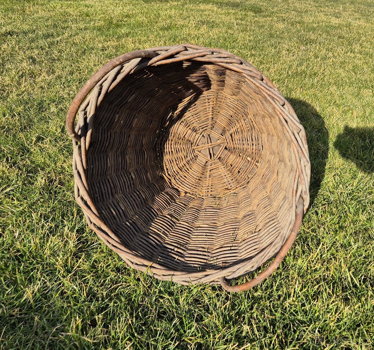 KOŠ PROUTĚNÝ "DVOUUŠÁK" - 2