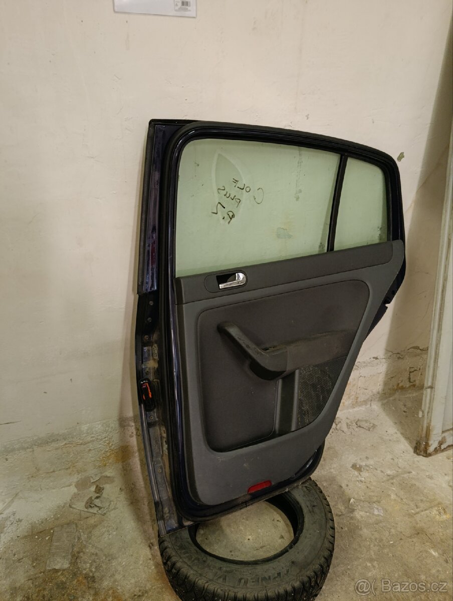 Vw golf plus pravé zadní dveře - 2
