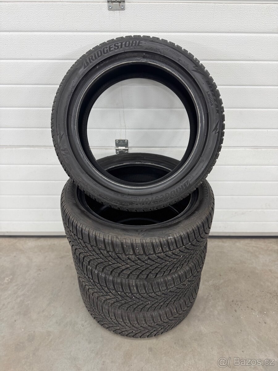 ZIMNÍ PNEU 205/50 R17 - 2