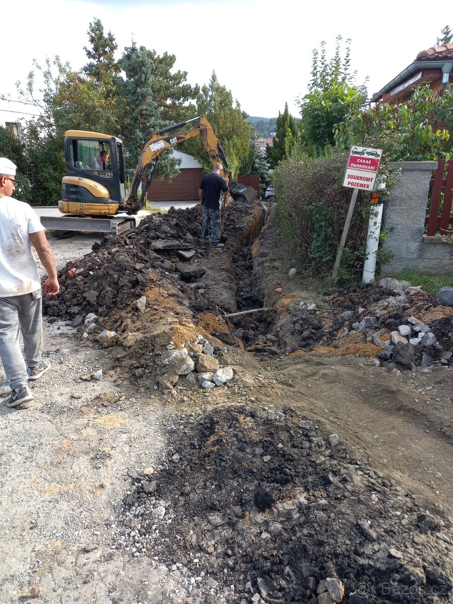 Parta řemeslníků hledá práci - 2