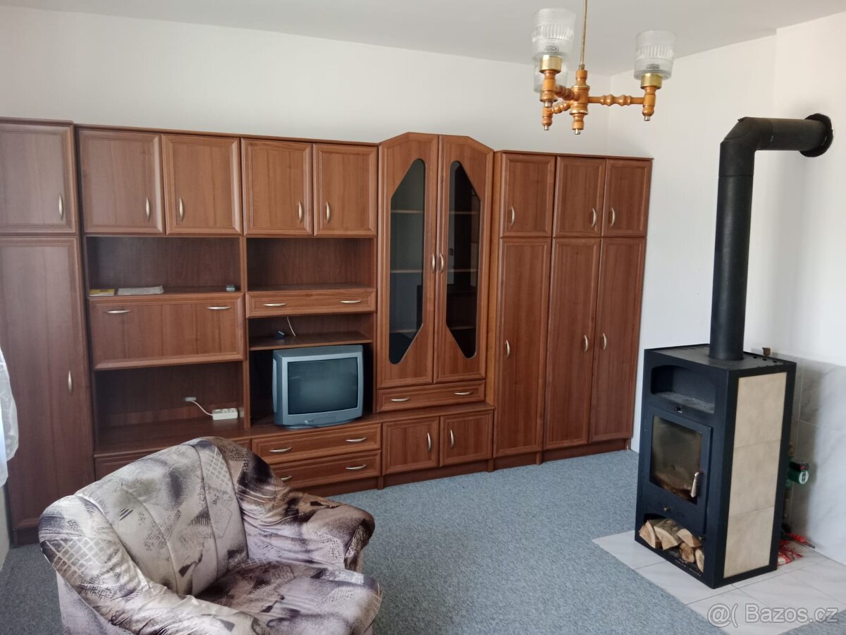 Obýváková stěna - 2