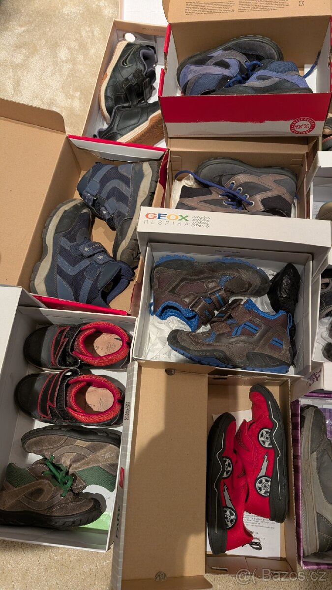 Dětské boty, různé velikosti, 16 párů - 2
