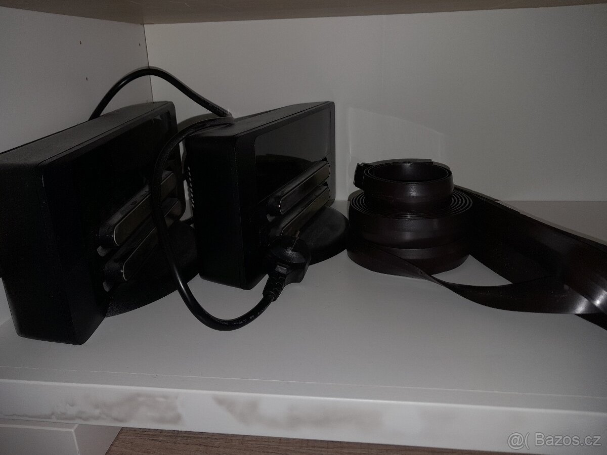 Neato D5 + mnoho příslušenství - 2