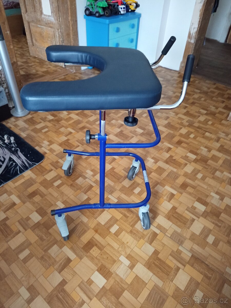 Prodám úplně nové chodítko - 2