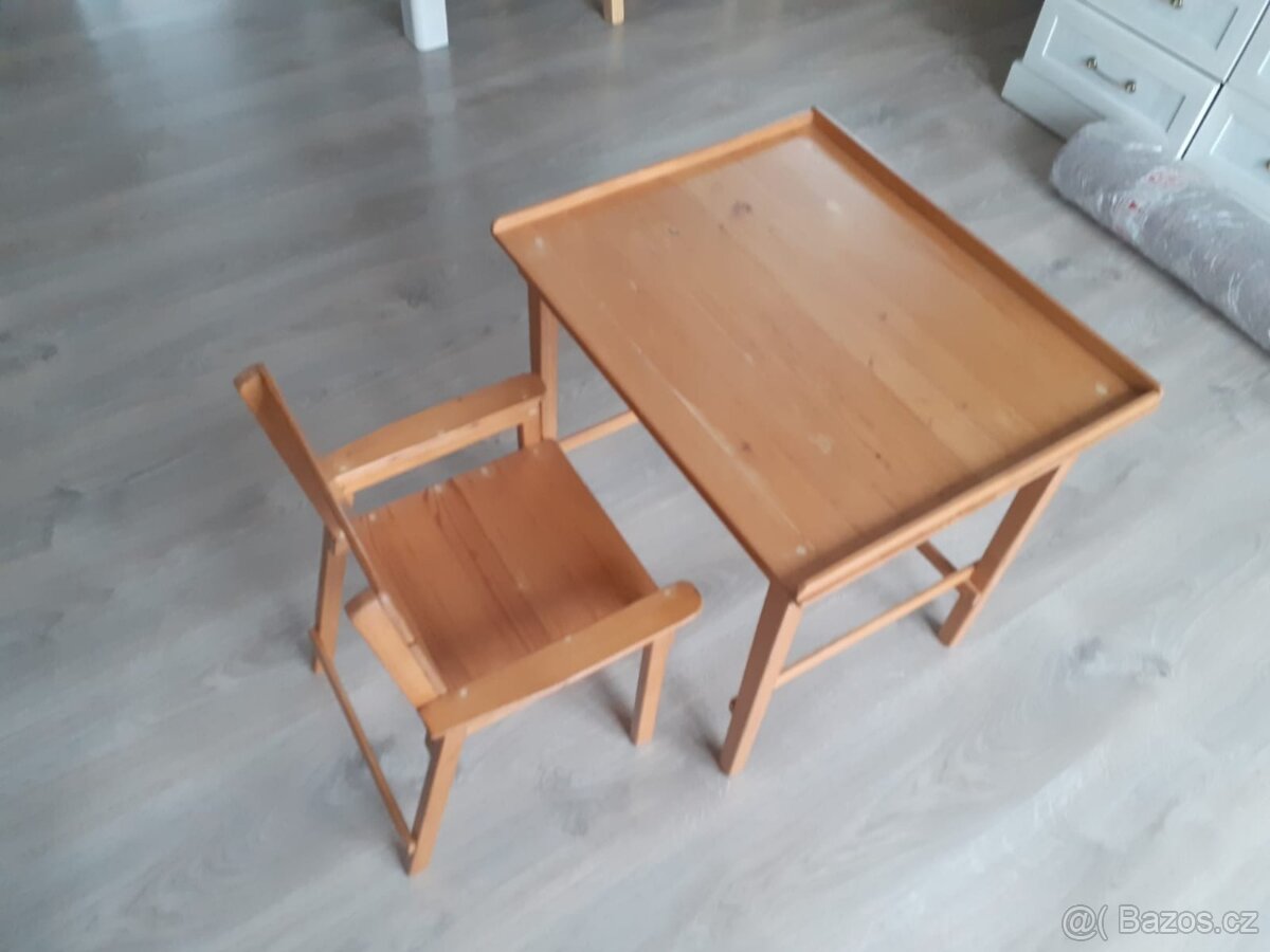 Stolek a židlička dřevo - 2