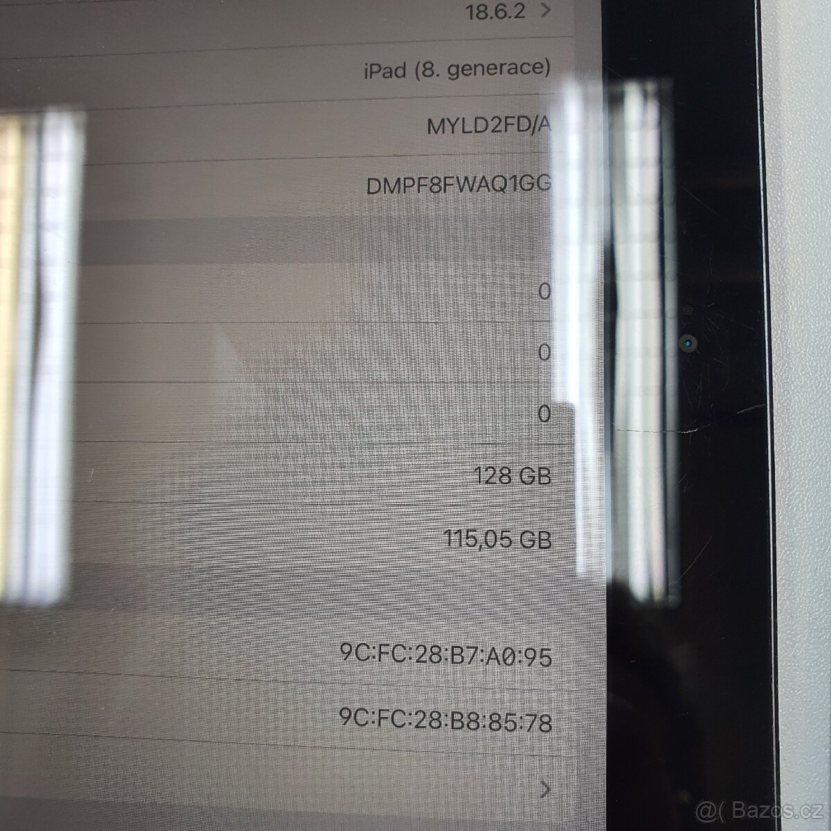 Apple iPad 10.2 (2020) , 128 GB, velmi pěkný - 2