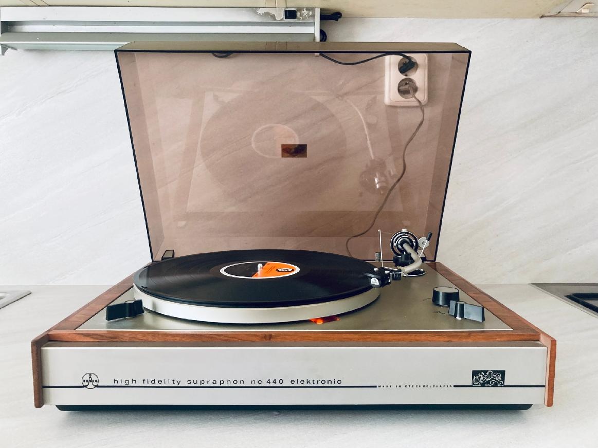 Tesla NC 440 hifi - 2