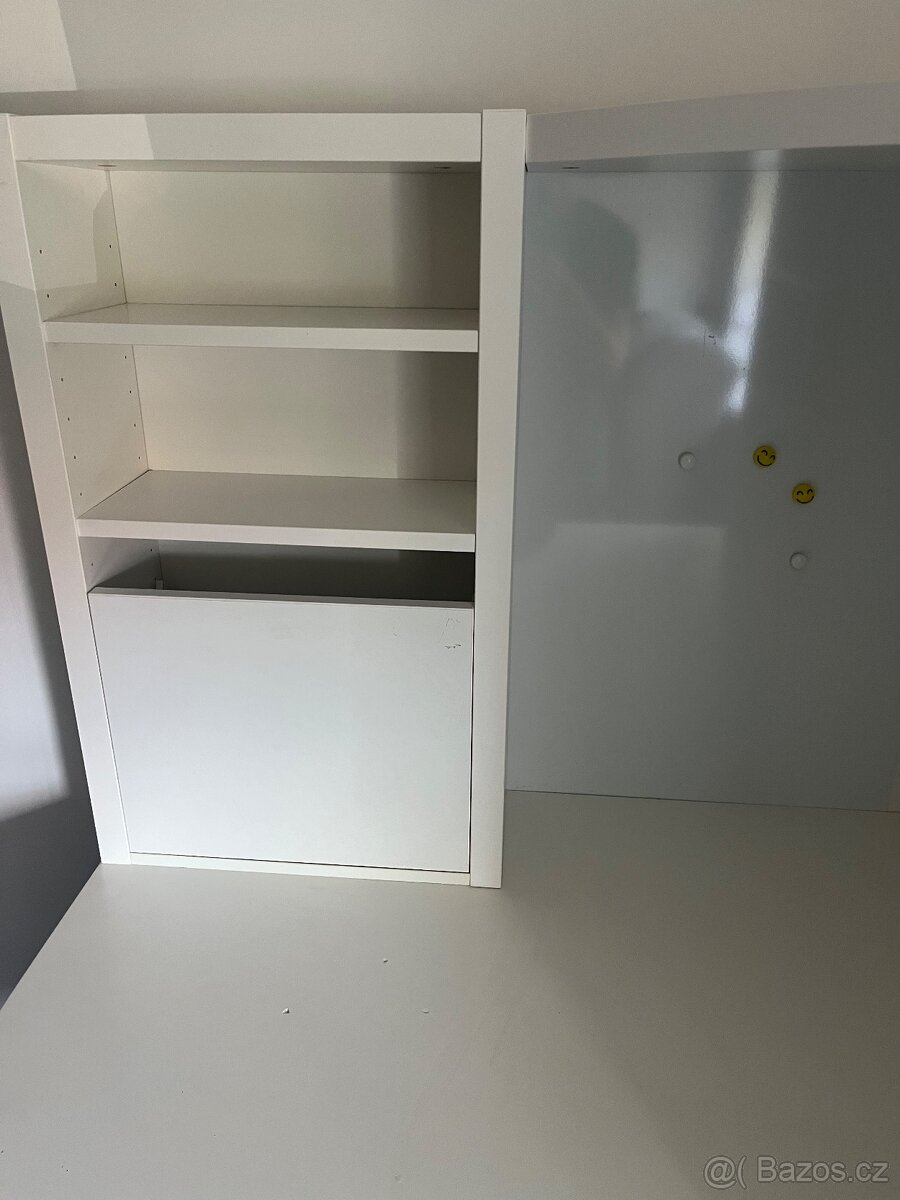 Psací stůl Ikea Micke - 2