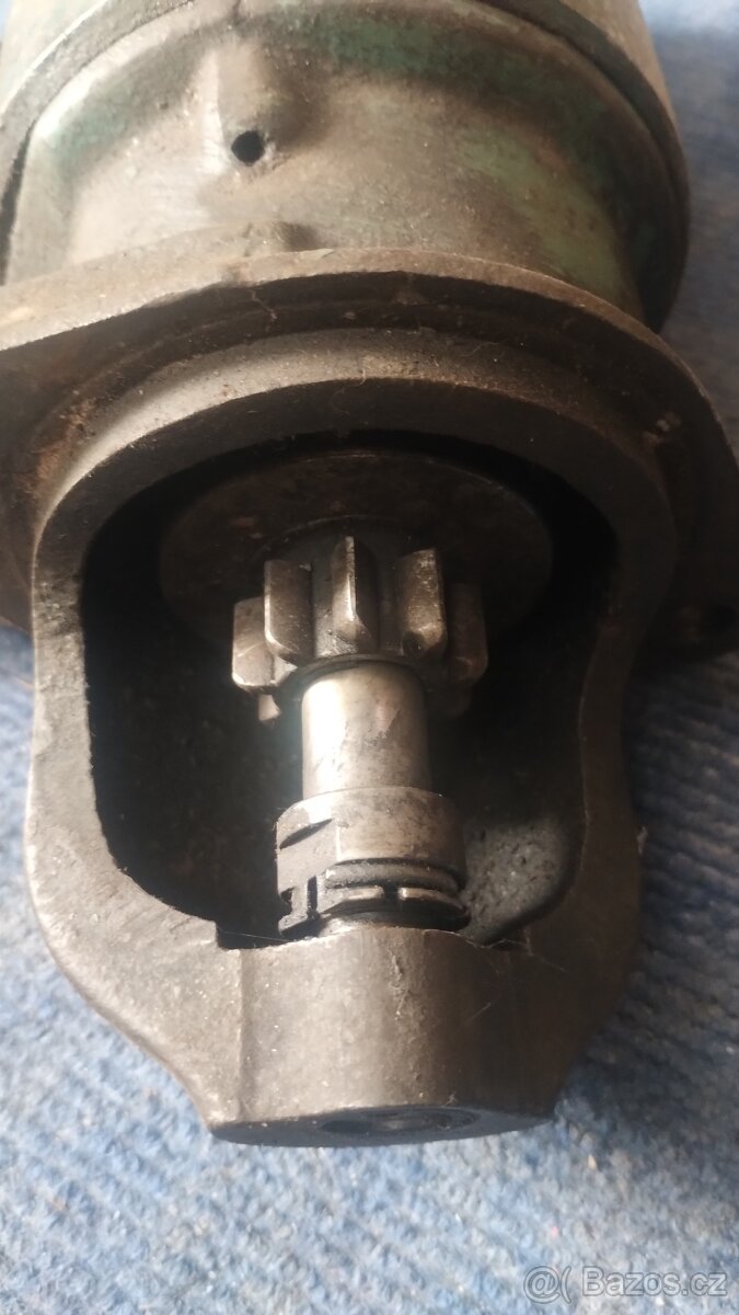 Startér Bosch 6 V 0,6 Kw - 2