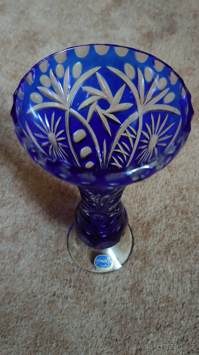 Broušená váza modrá - 2