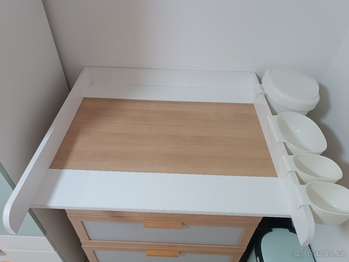 Přebalovací pult s komodou - 2