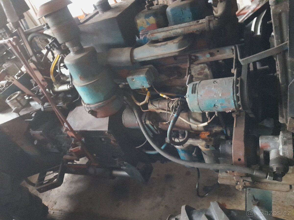 Kloubový traktor - 2