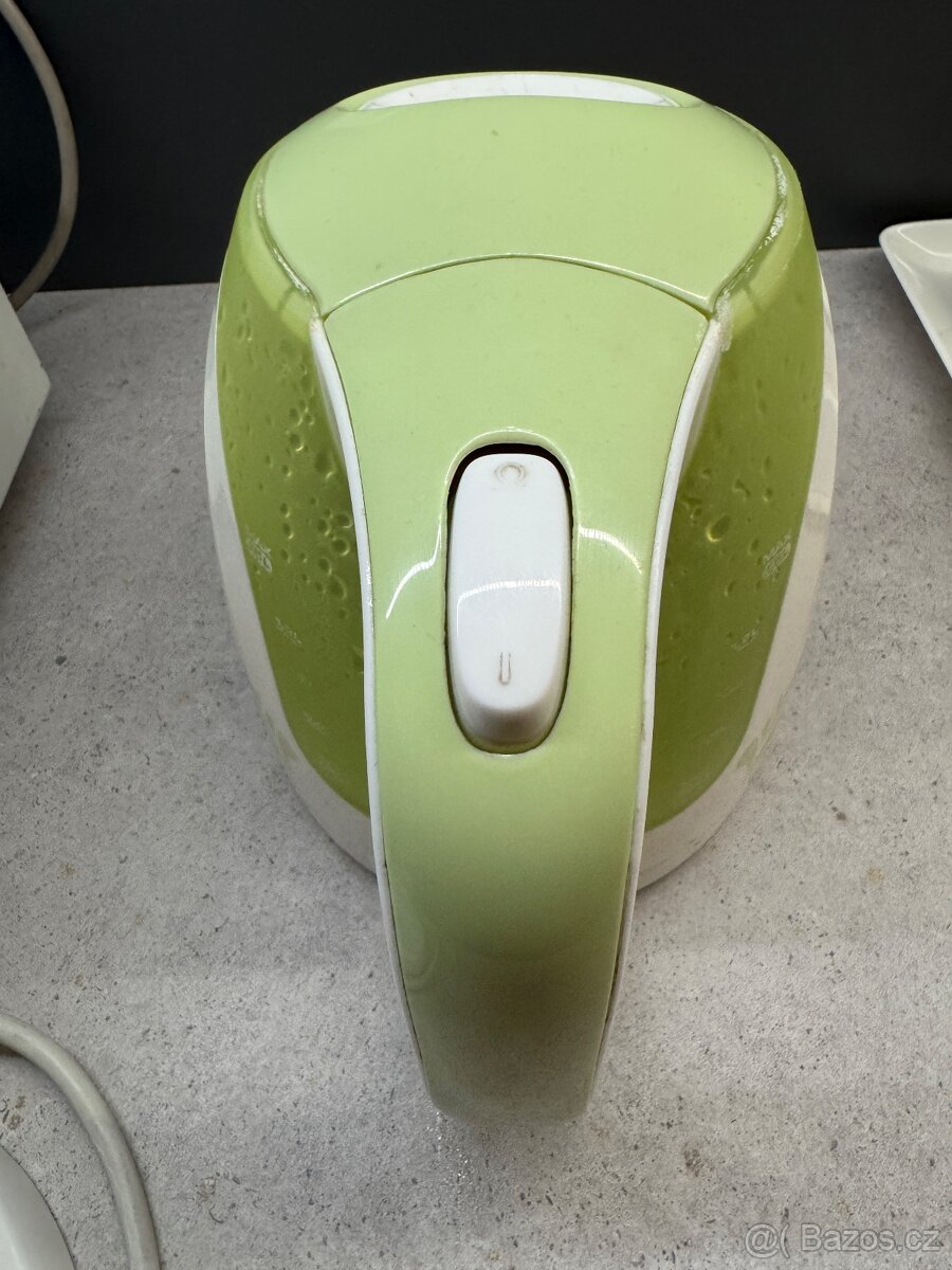 Rychlovarná konvice - 2