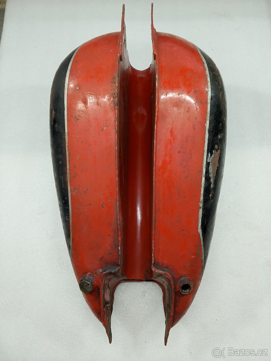 ČZ 125C 150C NÁDRŽ ORIGINÁL - 2