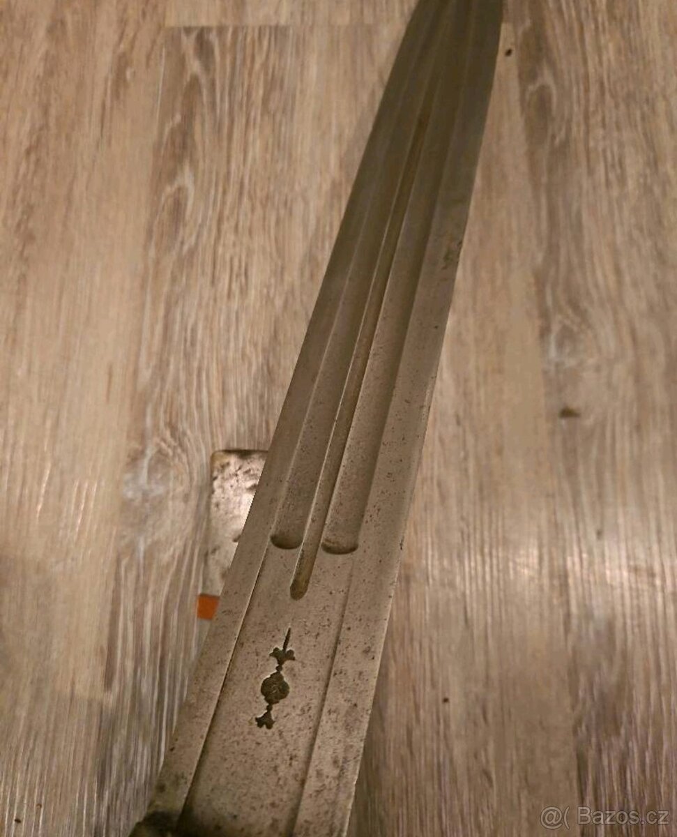 Obrovský Kindzal - 2