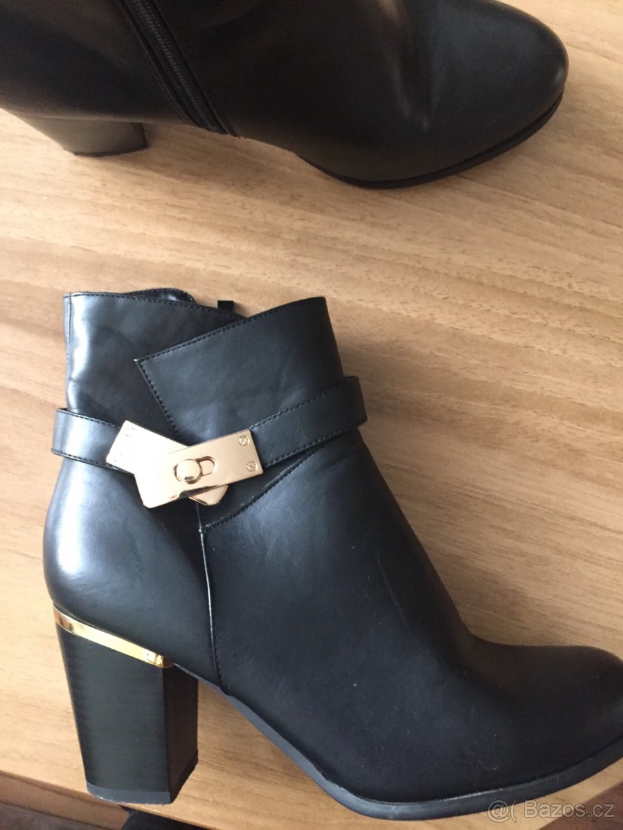 kotníčkové kozačky černé, vel.37 - 2