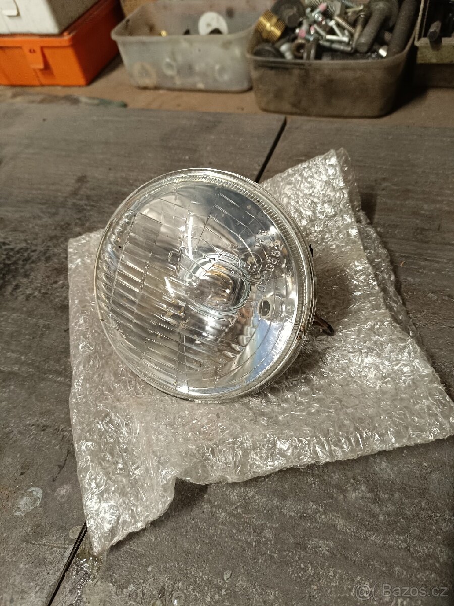 Přední světlo Honda shadow - 2