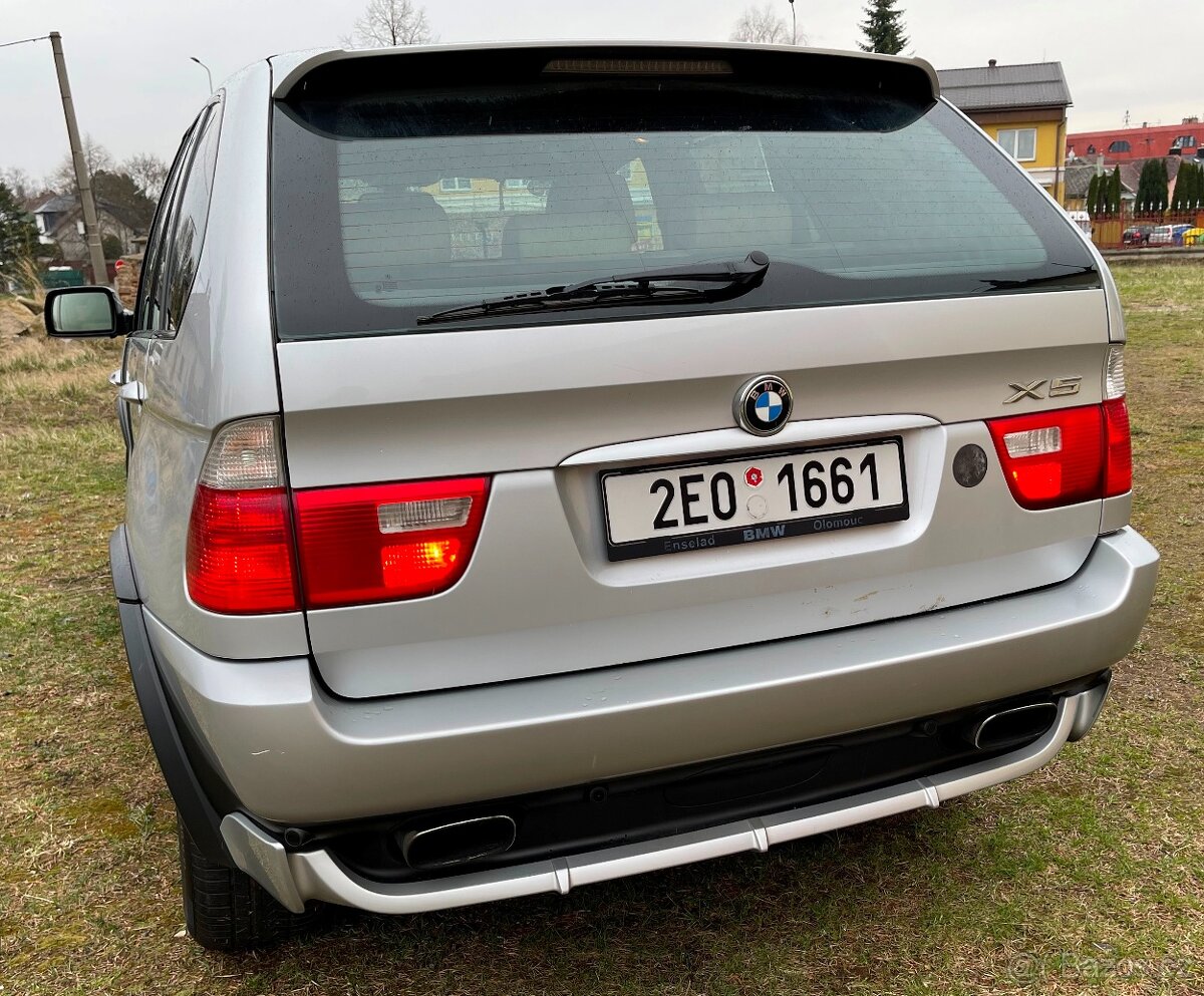 BMW X5 4.8is - 2