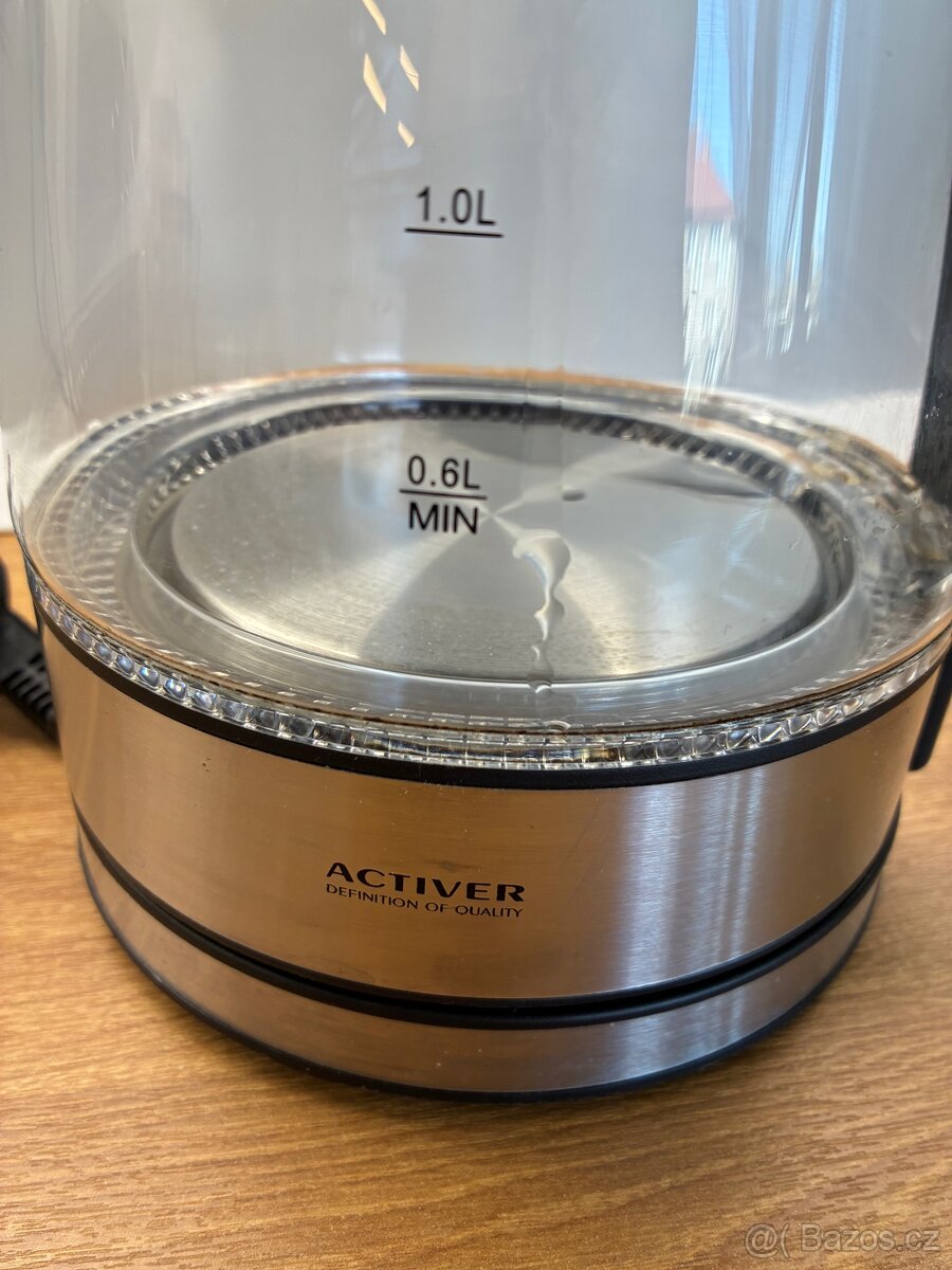 Rychlovarná konvice - 2