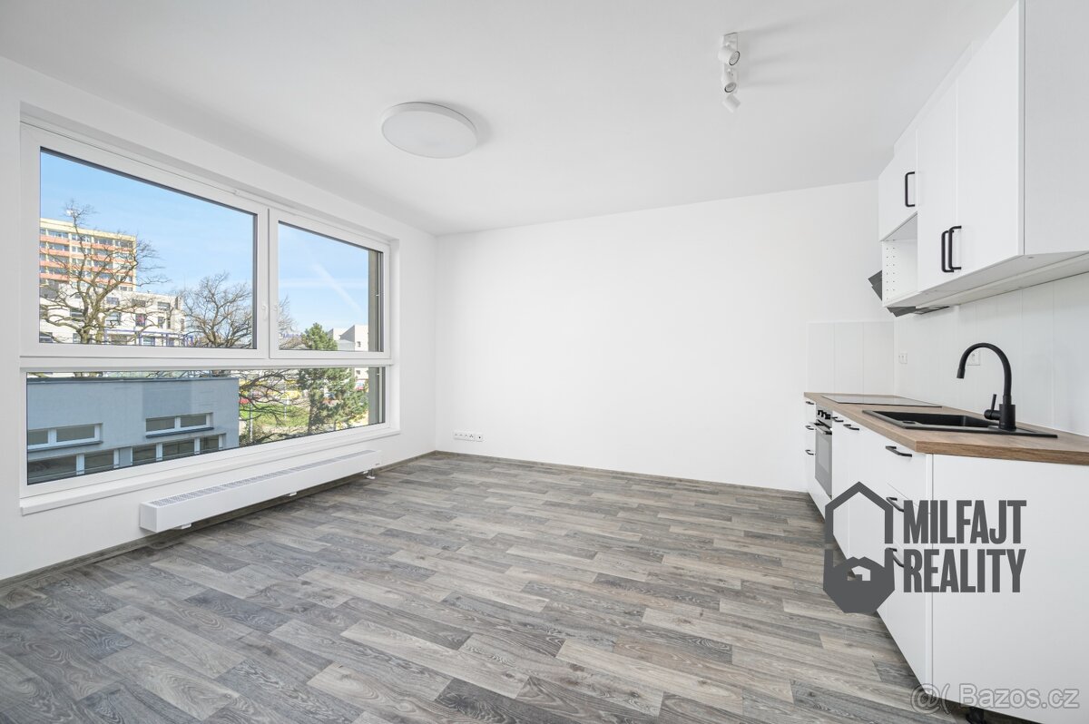 Prodej ateliéru 2+kk + šatna, 48,5 m², Liberec - centrum - 2