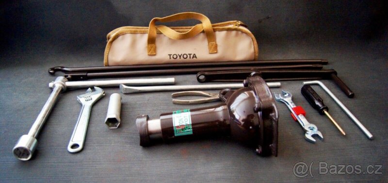 Hever, zvedák Toyota Landcruiser KOUPÍM,  i jiné na LC80 - 2
