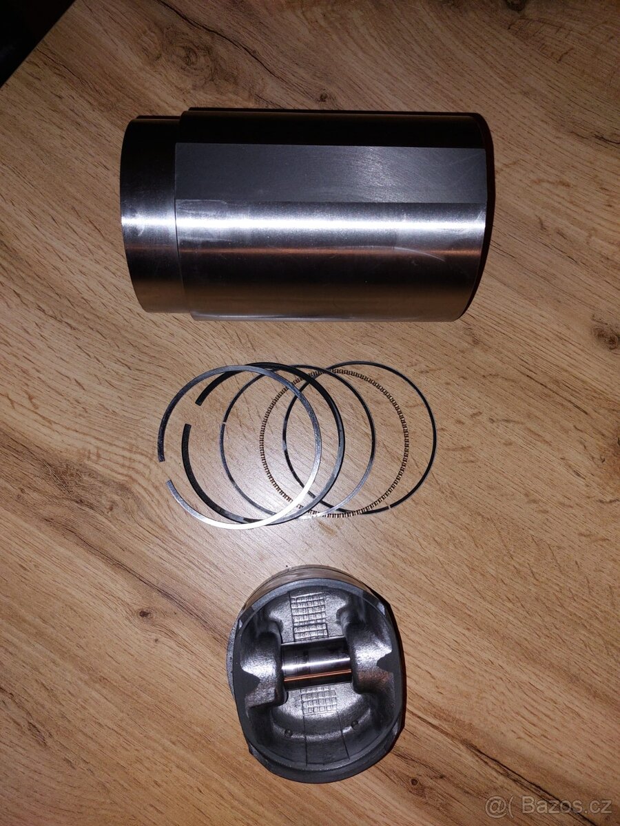 Pístní sada 82mm - hasičská mašina PS12 - 2