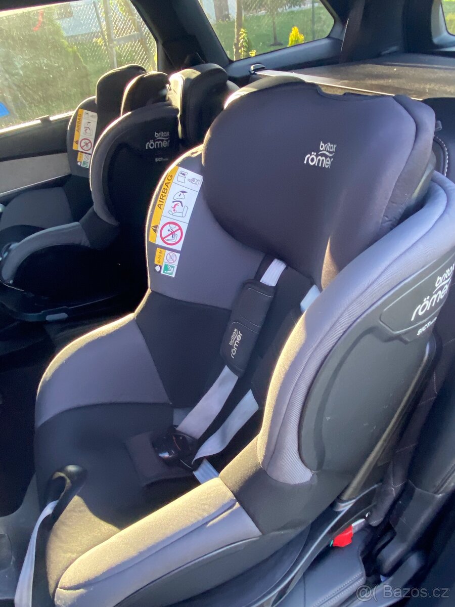 Autosedačky Britax Römer dualfix M i-size - 2
